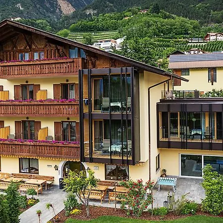 Hotel Obermoosburg 3*